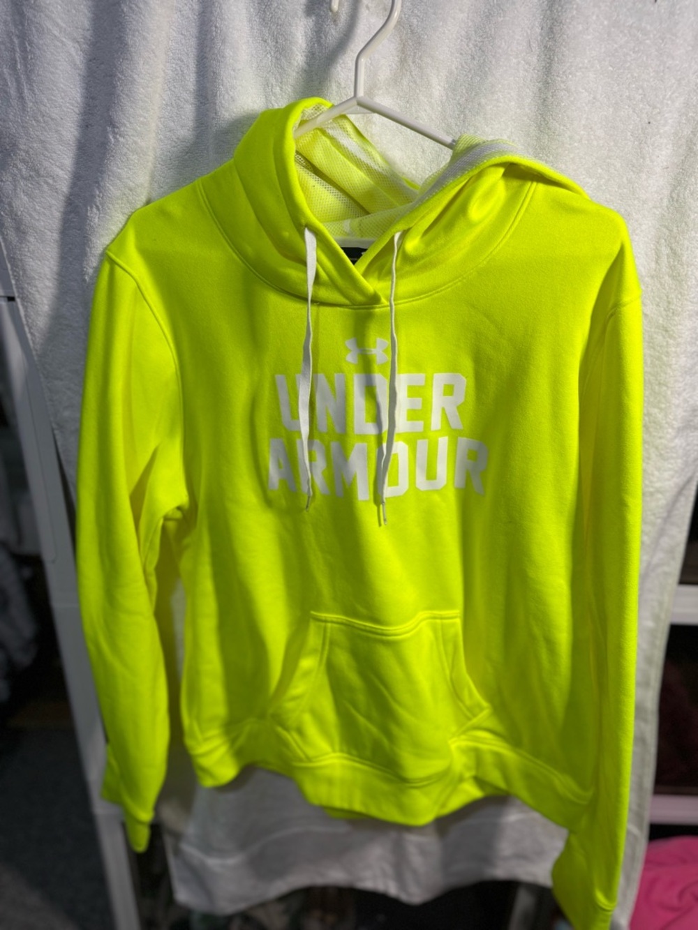 Under Armour High-Vis Yellow Pullover Hoodie XL